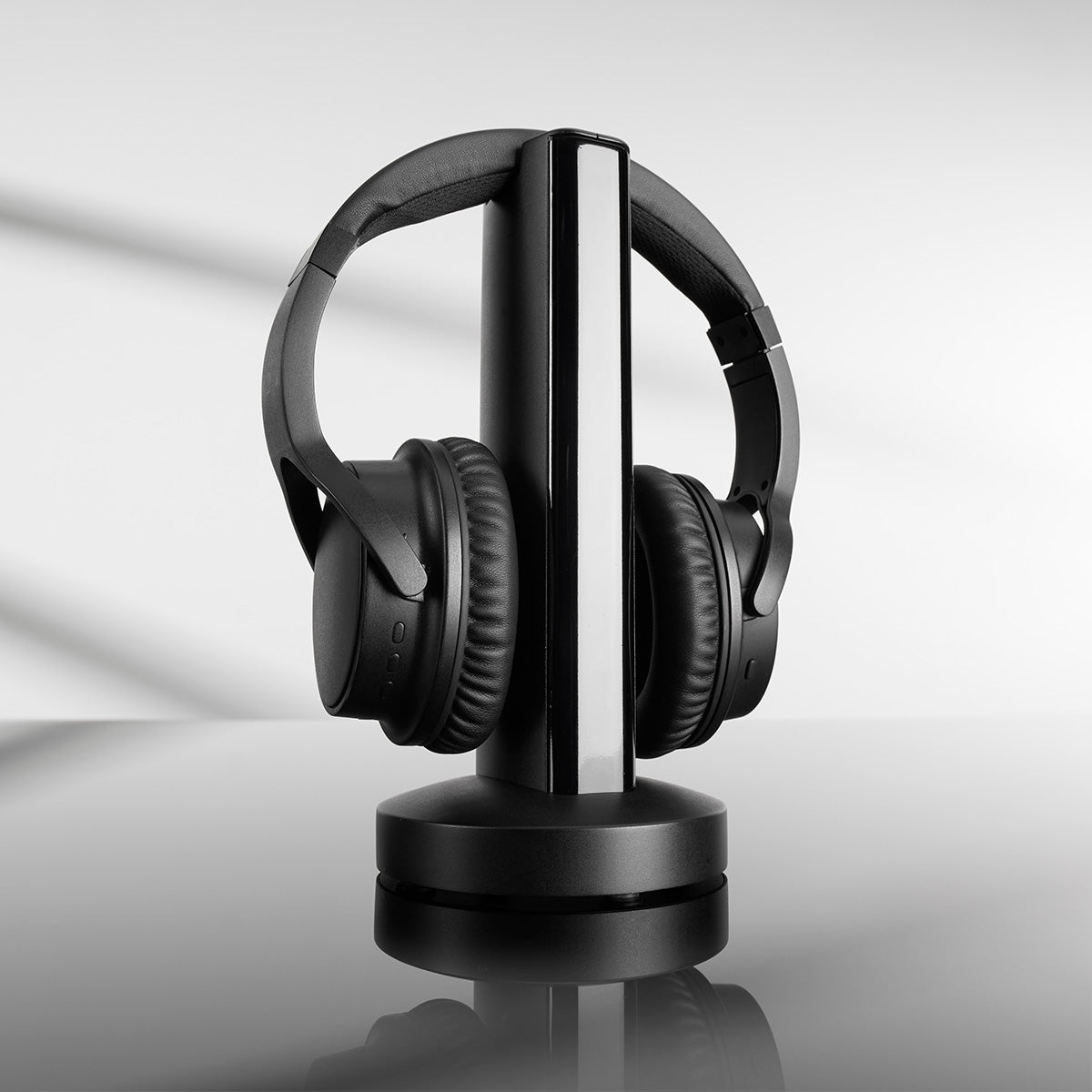 Wireless Headphones UHF Stereo Comfortable Design 160-ft Range 1