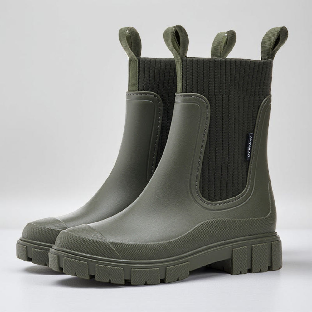 Women’s Waterproof Chelsea Boots – Ankle Grip Sole