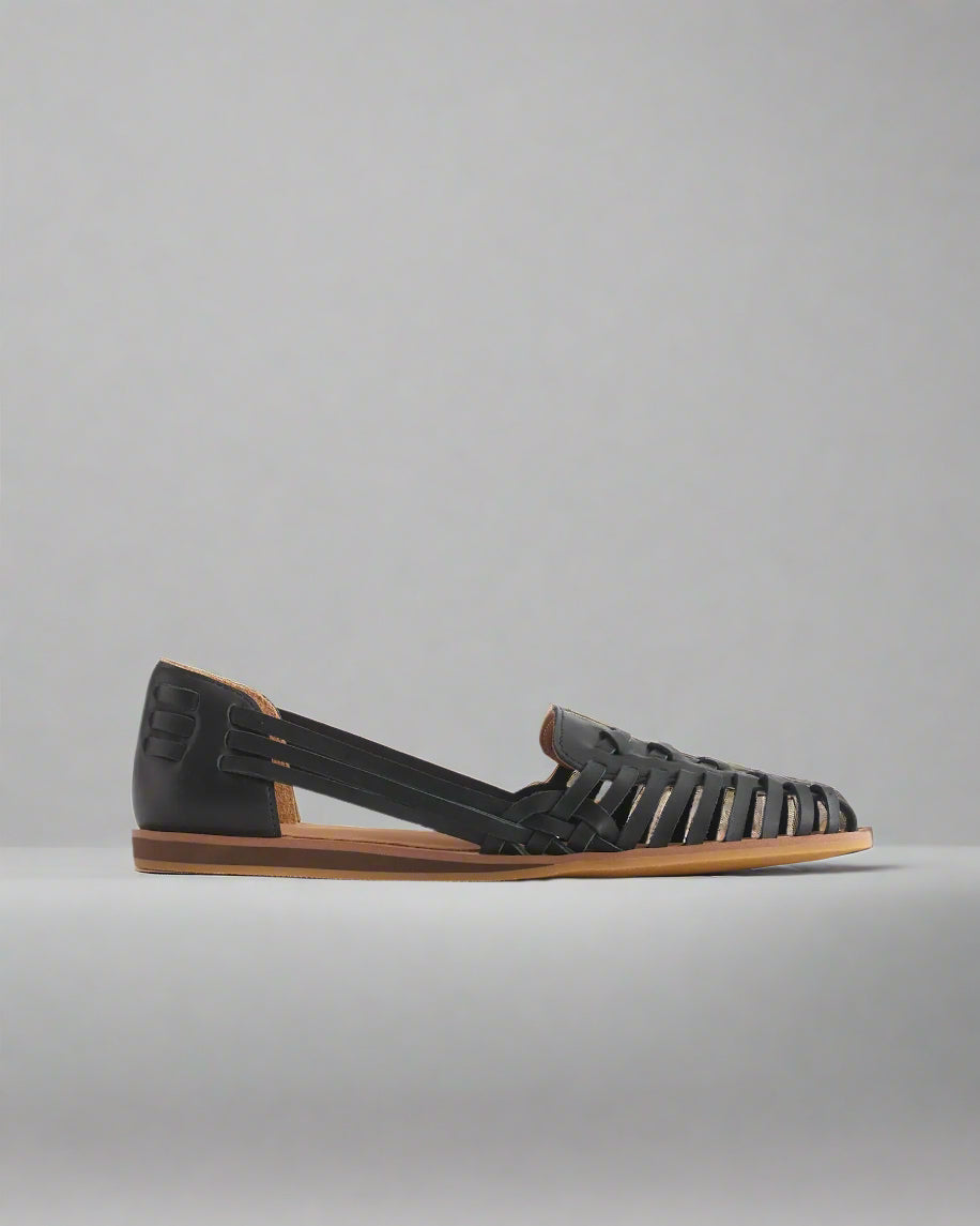 Women’s Comfortable Flat Sandals | Woven Leather Closed Toe Slip On
