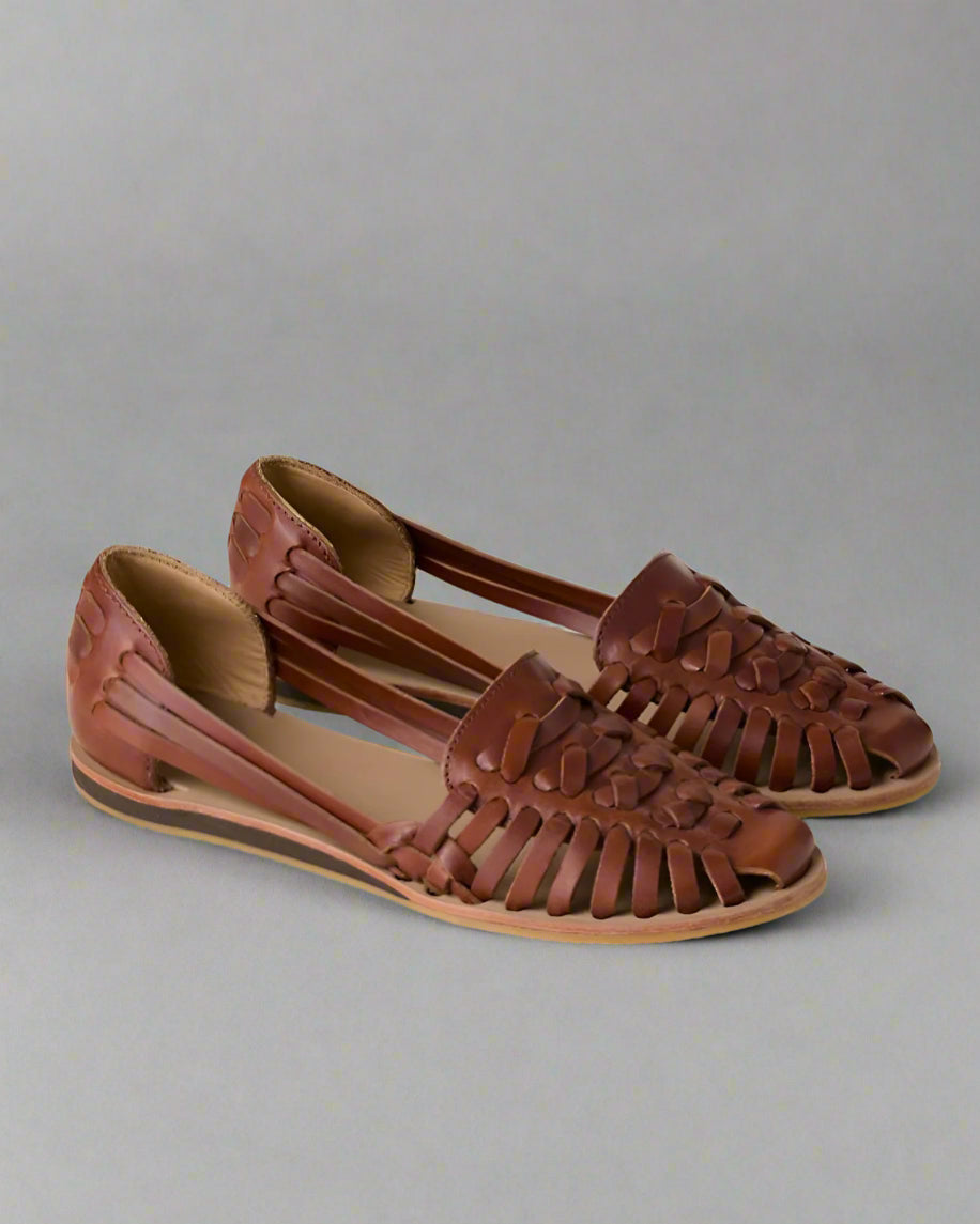 Women’s Comfortable Flat Sandals | Woven Leather Closed Toe Slip On
