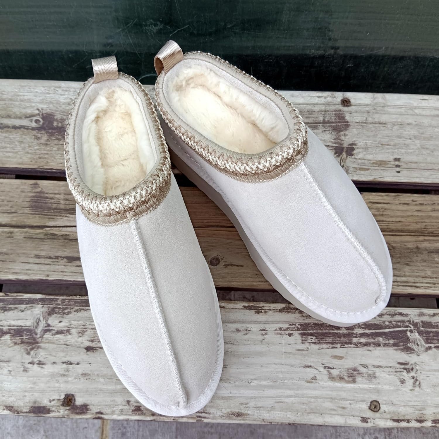 Women’s Warm Winter Shoes Plush Indoor Non-Slip