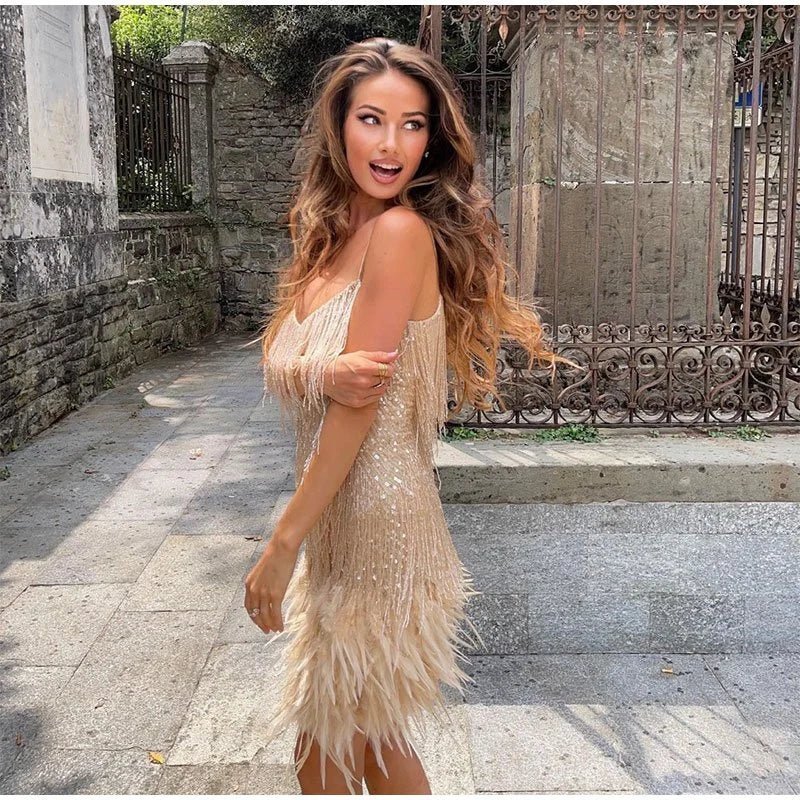 Robe de cocktail à plumes et sequins pour femme | Robe de soirée courte