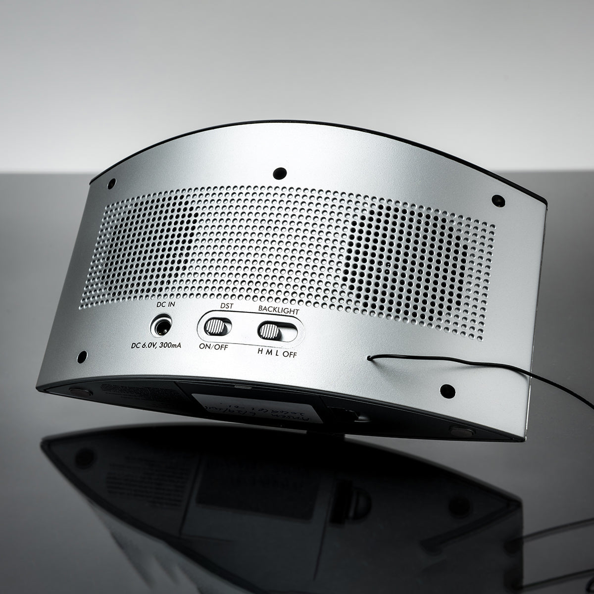 White Noise Machine with 20 Sounds Dual Alarms FM Radio Portable 4